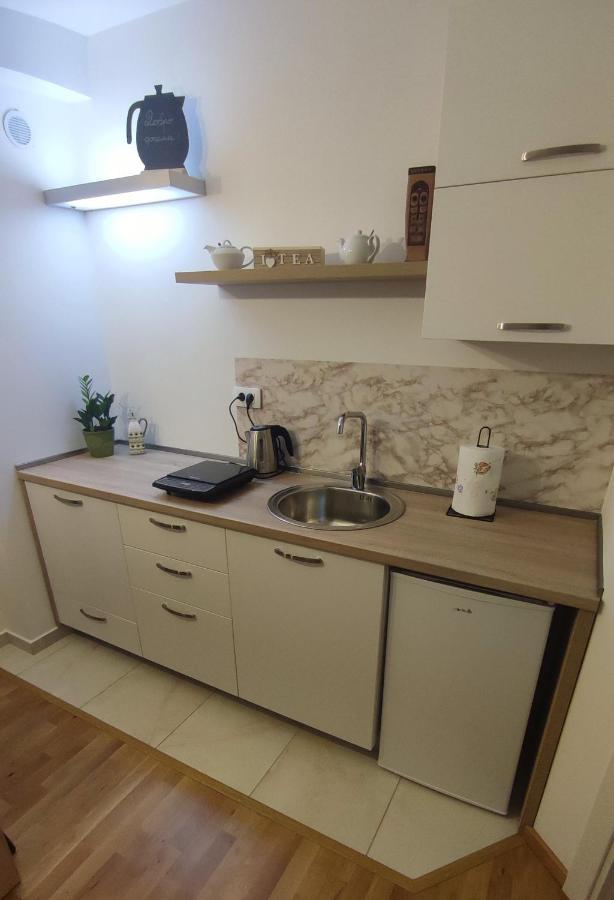 Apartmani Stari Aerodrom Подгориця Екстер'єр фото