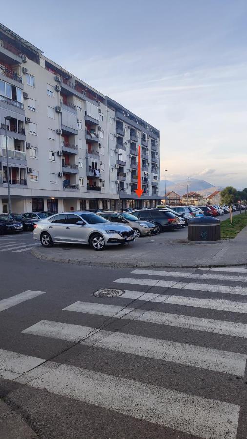 Apartmani Stari Aerodrom Подгориця Екстер'єр фото